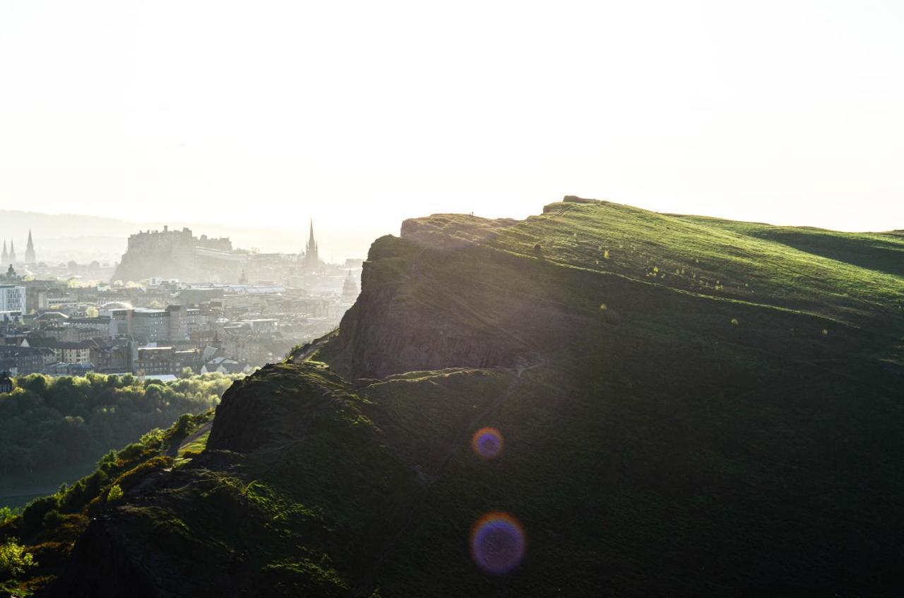 Pass The Keys Beautiful And Bright Georgian Style Morningside Apartment Edimburgo Exterior foto